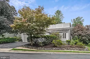 8424 Hollis Ln, Vienna, VA 22182 - Photo 5