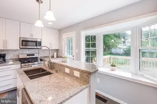 1618 Palm Springs Dr, Vienna, VA 22182 - Photo 3