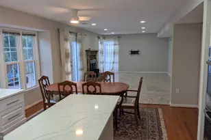 9601 Woodedge Dr, Burke, VA 22015 - Photo 5