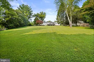 11334 Waples Mill Rd, Oakton, VA 22124 - Photo 37