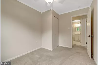 12607 Glenbrooke Woods Drive, Herndon, VA 20171 - Photo 27