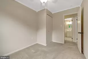 12607 Glenbrooke Woods Dr, Herndon, VA 20171 - Photo 27