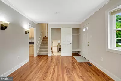 12607 Glenbrooke Woods Drive, Herndon, VA 20171 - Photo 7