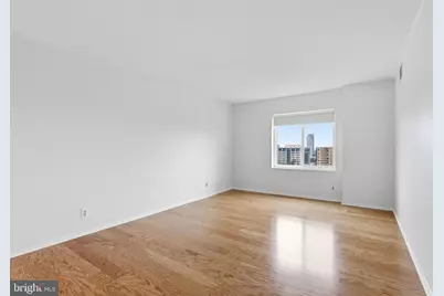 8340 Greensboro Drive #923, McLean, VA 22102 - Photo 13