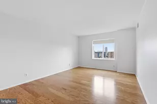 8340 Greensboro Dr, McLean, VA 22102 - Photo 13