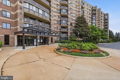 8340 Greensboro Drive #923, McLean, VA 22102 - Photo 19
