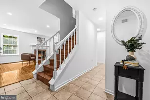 3979 Burning Bush Ct, Fairfax, VA 22033 - Photo 3