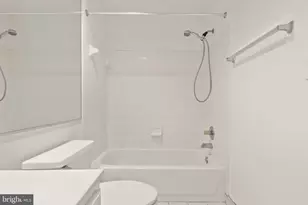 1324 Garden Wall Cir, Reston, VA 20194 - Photo 19