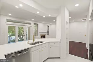 1324 Garden Wall Cir, Reston, VA 20194 - Photo 13