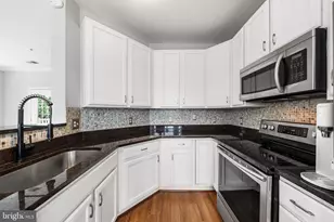 6491 Cheyenne Dr, Alexandria, VA 22312 - Photo 9