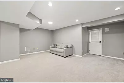 9150 Stonegarden Drive, Lorton, VA 22079 - Photo 33