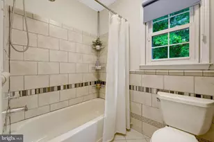 4003 Kloman St, Annandale, VA 22003 - Photo 41