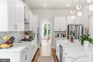 2940 County House Dr, Fairfax, VA 22031 - Photo 9