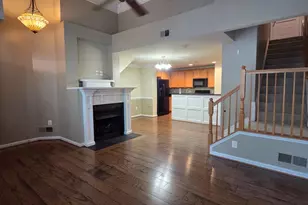 4459 Beacon Grove Cir, Fairfax, VA 22033 - Photo 7