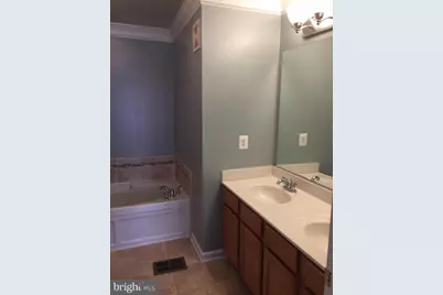 4459 Beacon Grove Circle #704-A, Fairfax, VA 22033 - Photo 9