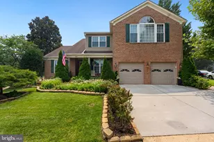 6021 Woodlake Ln, Alexandria, VA 22315 - Photo 1