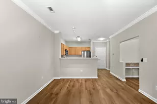 12000 Market St, Reston, VA 20190 - Photo 9