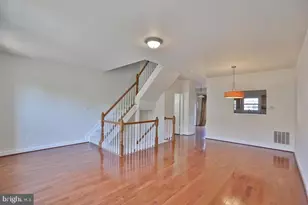 14214 Beddingfield Way, Centreville, VA 20121 - Photo 5