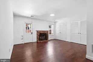 14214 Beddingfield Way, Centreville, VA 20121 - Photo 3