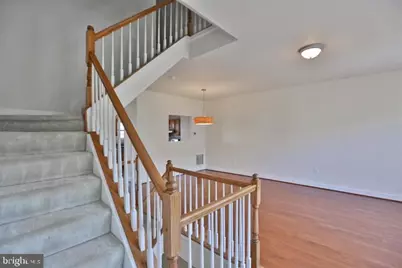 14214 Beddingfield Way, Centreville, VA 20121 - Photo 5