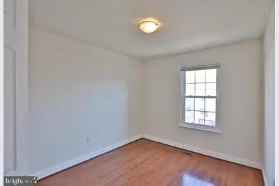 14214 Beddingfield Way, Centreville, VA 20121 - Photo 9