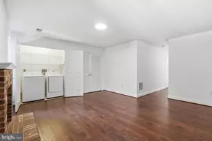 14214 Beddingfield Way, Centreville, VA 20121 - Photo 5
