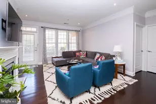 12165 Abington Hall Pl, Reston, VA 20190 - Photo 5