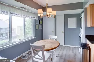 10223 Valentino Dr, Oakton, VA 22124 - Photo 17