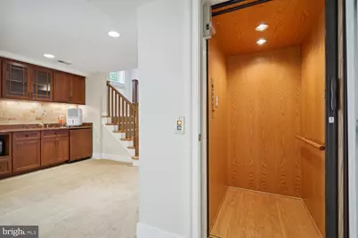 1530 Forest Villa Lane, McLean, VA 22101 - Photo 23