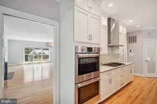 1530 Forest Villa Ln, McLean, VA 22101 - Photo 21
