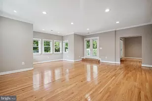 1530 Forest Villa Ln, McLean, VA 22101 - Photo 35