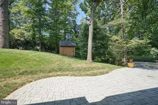 1530 Forest Villa Ln, McLean, VA 22101 - Photo 53