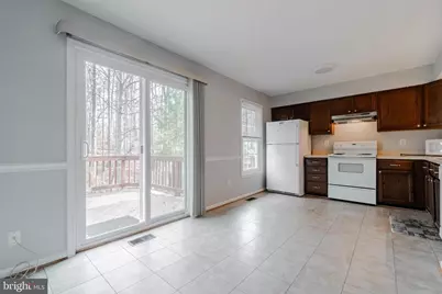 8525 Gambel Oak Drive, Springfield, VA 22153 - Photo 9