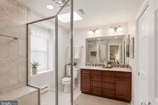 12012 Canter Ln, Reston, VA 20191 - Photo 13