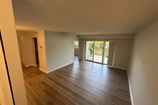 10223 Valentino Dr, Oakton, VA 22124 - Photo 7