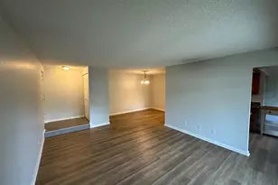 10223 Valentino Dr, Oakton, VA 22124 - Photo 9