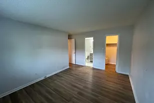 10223 Valentino Dr, Oakton, VA 22124 - Photo 1