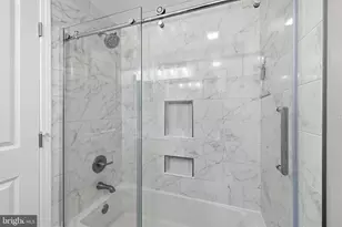 5919 Grisby House Ct, Centreville, VA 20120 - Photo 5