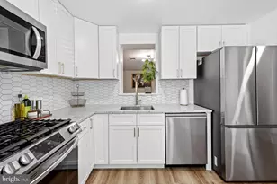 5919 Grisby House Ct, Centreville, VA 20120 - Photo 1