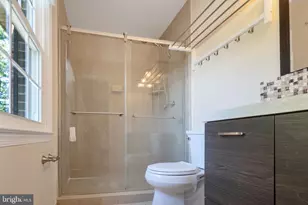 6414 Seven Oaks Ct, Falls Church, VA 22042 - Photo 15