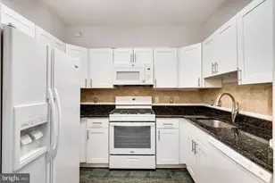 1645 International Dr, McLean, VA 22102 - Photo 7
