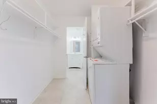 5800 Torington Dr, Springfield, VA 22152 - Photo 21