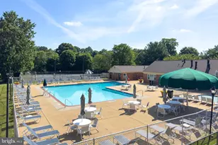 5800 Torington Dr, Springfield, VA 22152 - Photo 35
