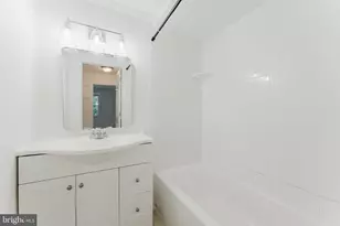 5800 Torington Dr, Springfield, VA 22152 - Photo 33
