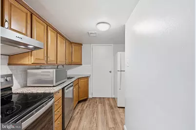 4606 Conwell Drive #149, Annandale, VA 22003 - Photo 9