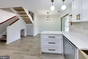 2225 Southgate Square, Reston, VA 20191 - Photo 13