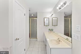 2435 Hunter Mill Rd, Vienna, VA 22181 - Photo 17