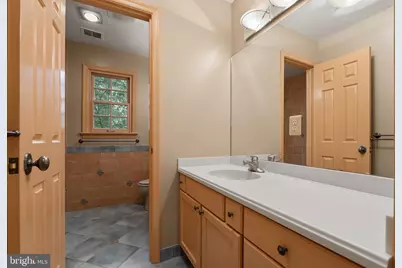 1531 Windstone Drive, Vienna, VA 22182 - Photo 51