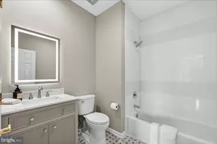 7822 Gambrill Woods Way, Springfield, VA 22153 - Photo 65