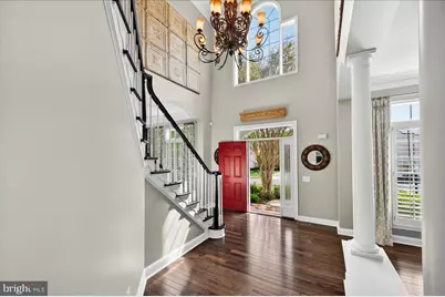 7822 Gambrill Woods Way, Springfield, VA 22153 - Photo 7